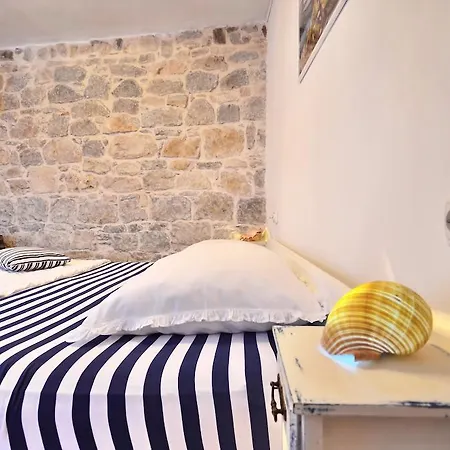 게스트하우스 Vilini Dvori 3*