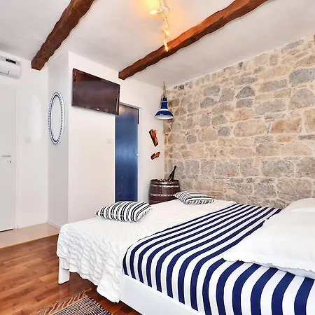 Pensión Vila Vilini Dvori
