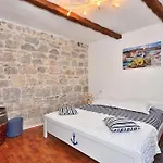 Konukevi Vilini Dvori Split