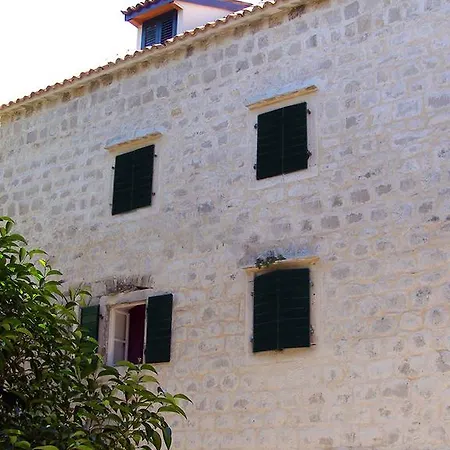 Guest house Vilini Dvori