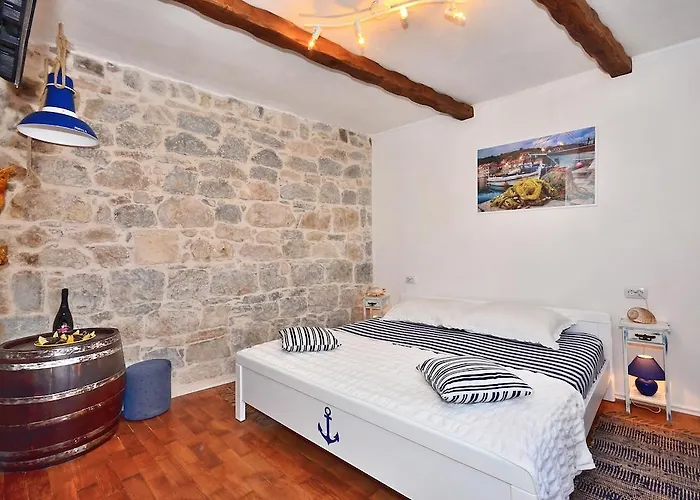 Vendégház Vilini Dvori Split